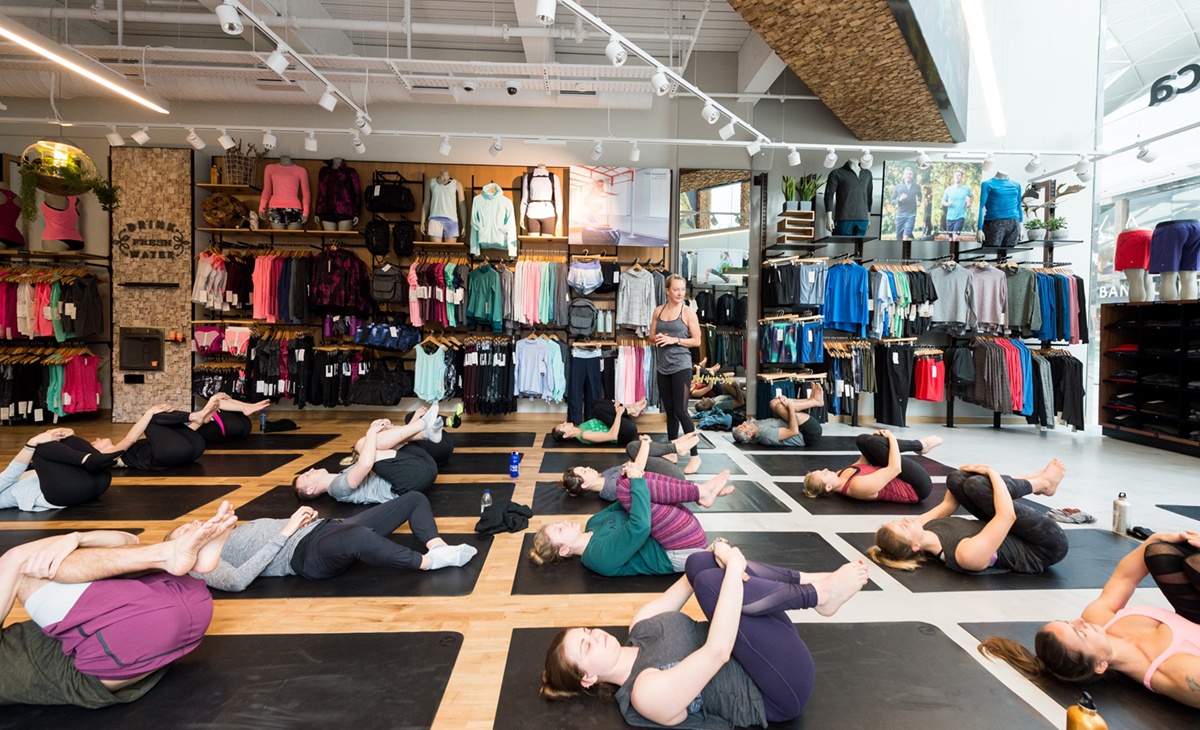 Lululemons-yoga-classes-have-turned-into-an-experiential-encounter-at-most-of-their- locations 